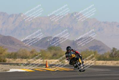 media/Nov-06-2022-SoCal Trackdays (Sun) [[208d2ccc26]]/Turn 14 (930am)/